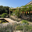 Bunting suitable for temporary installations